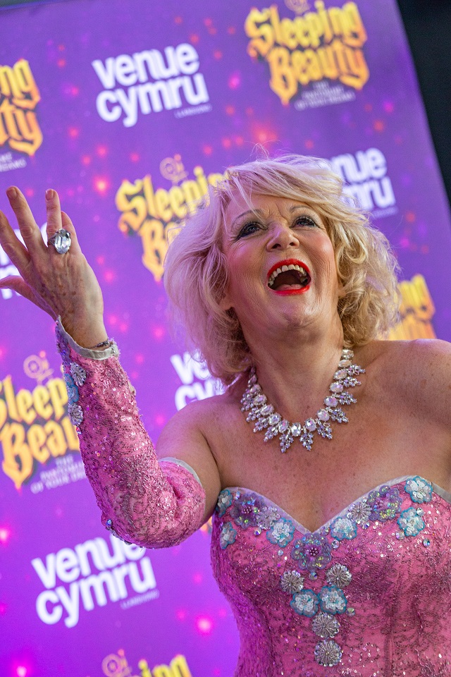 Sherrie Hewson